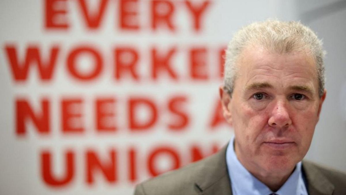 Tens of thousands of UK government workers vote to strike union