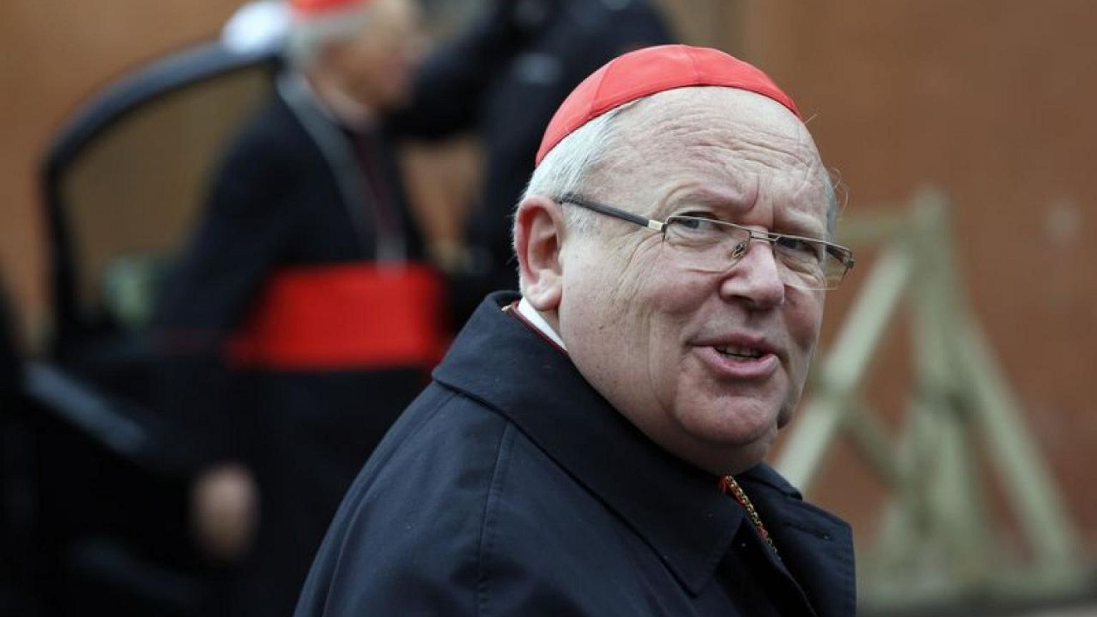 Vaticano investigará al cardenal francés que abusó de niña de 14 años