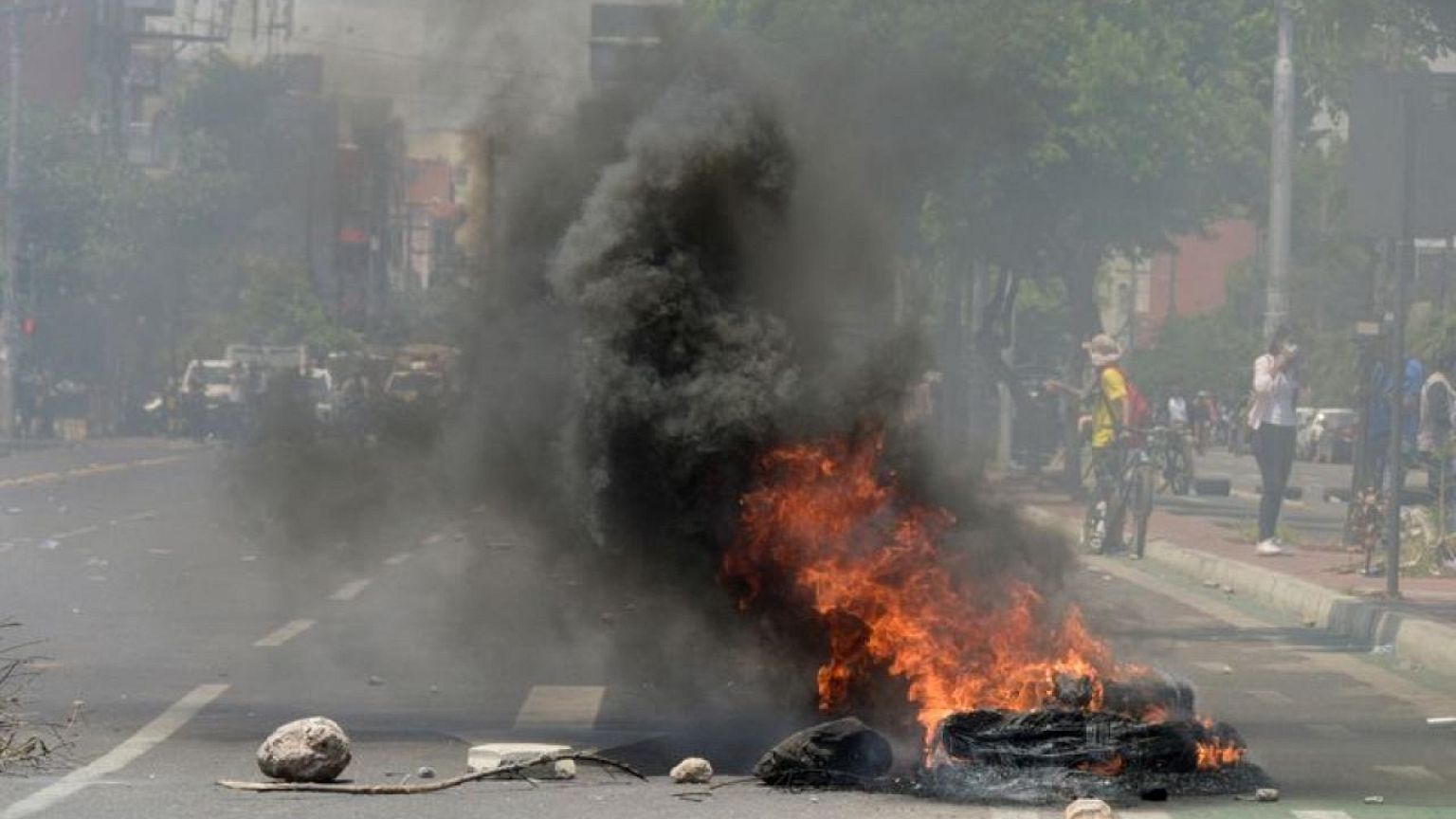 Bolivia census protests hit turbulent three-week milestone, strike continues