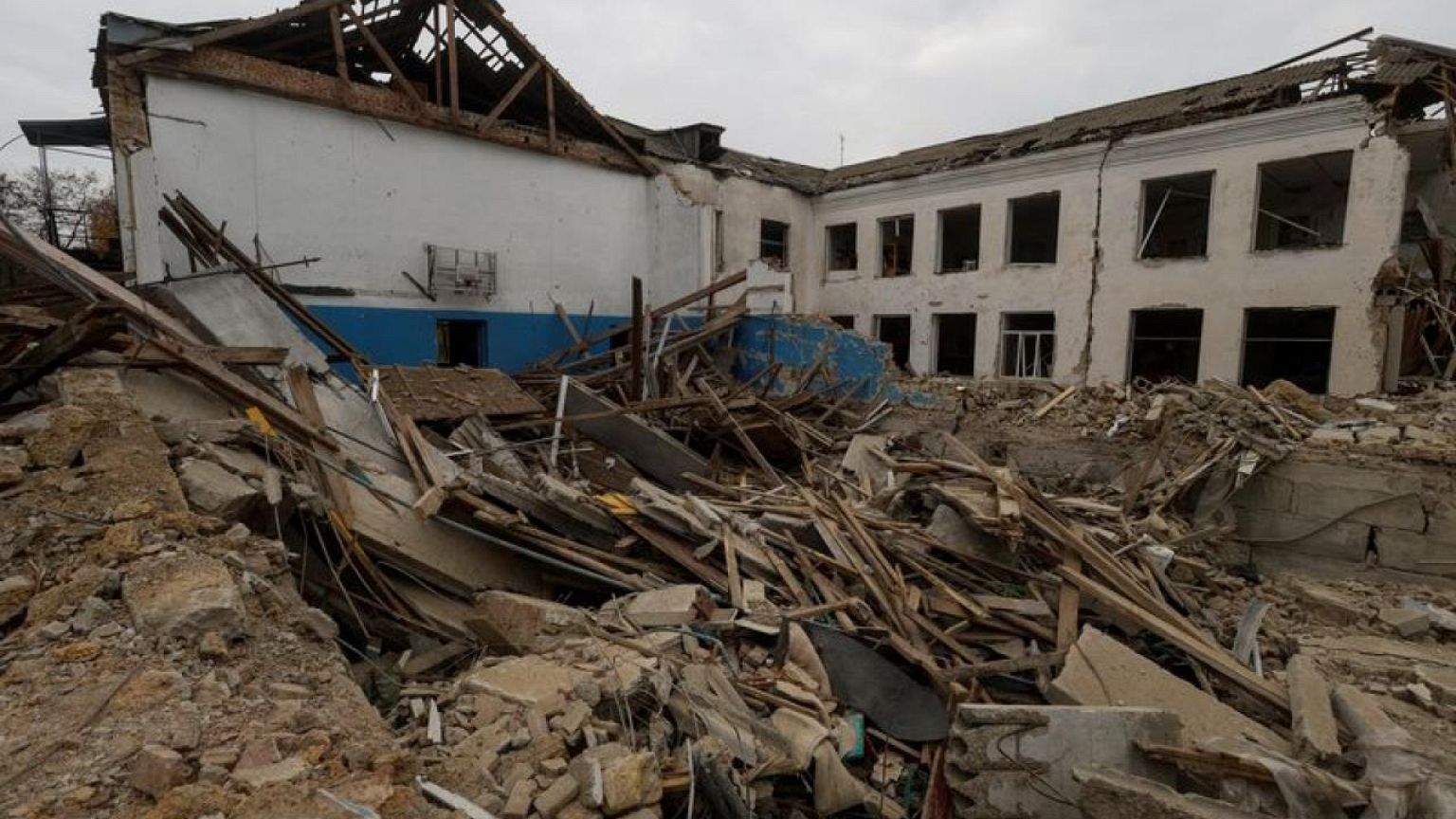 UK says Kherson retreat is another humiliation for Russia