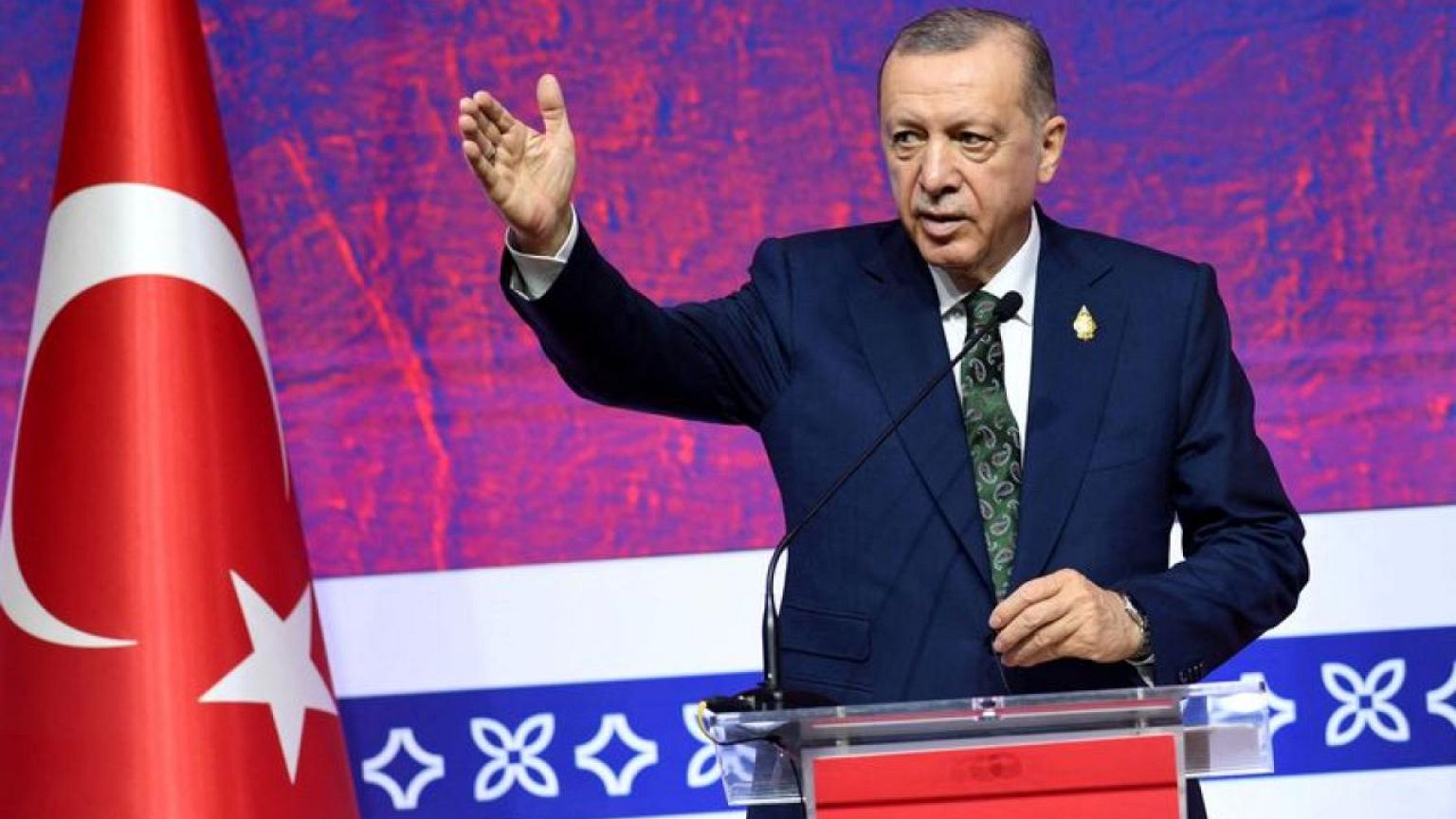 Erdogan says seeks further normalisation with Egypt after Sisi handshake