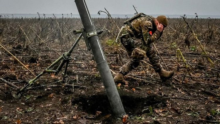 Rusia ataca objetivos energéticos y de defensa ucranianos; intensos combates en el este