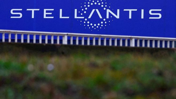 Four unions at Stellantis asking for a 7.3%-8.5% pay rises in France -sources