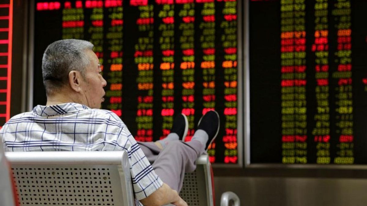 Global stocks, oil prices slip as rising COVID cases prompt Chinese lockdowns Euronews