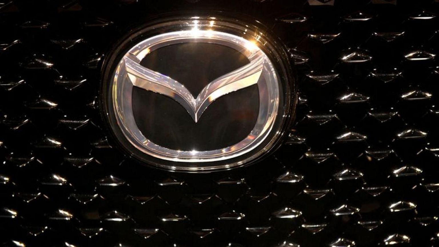 Mazda to invest $11 billion by 2030 to procure EV batteries - Nikkei