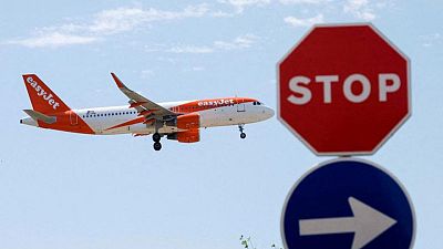 EasyJet calls on over-45s to fill cabin crew vacancies