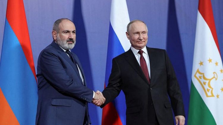 In front of Putin, Armenian leader laments lack of help from Russian-led alliance