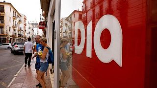 Spanish retailer Dia to raise pay by up to 12% to cope with soaring inflation