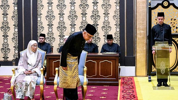 رئيس وزراء ماليزيا: الدعم يجب أن يستهدف الفئات ذات الدخل المنخفض