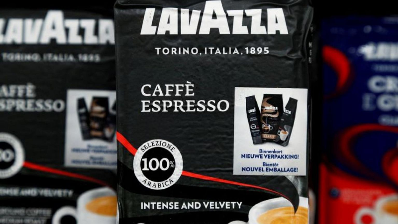 Lavazza agrees to buy France's Maxicoffee
