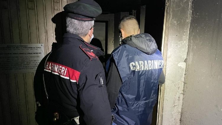 Operazione dei carabinieri, 31enne ucciso per ammanchi di droga