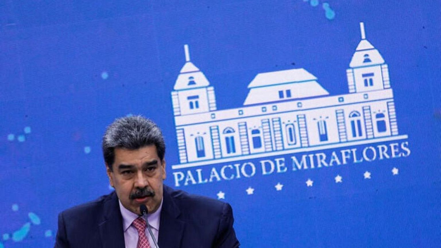 Presidente de Venezuela dice licencias de EEUU a Chevron son correctas, pero insuficientes