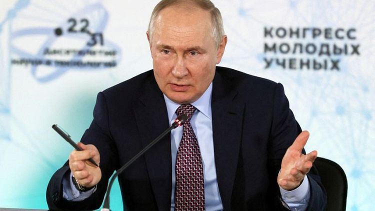 Putin says Russian exports to EU rose in 2022, trade "imbalanced"