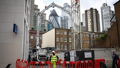La actividad de la construcción británica registra su mayor caída desde mayo de 2020 -PMI