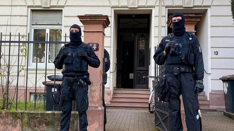 Alemania detiene a 25 sospechosos de complot ultraderechista para instalar a un príncipe