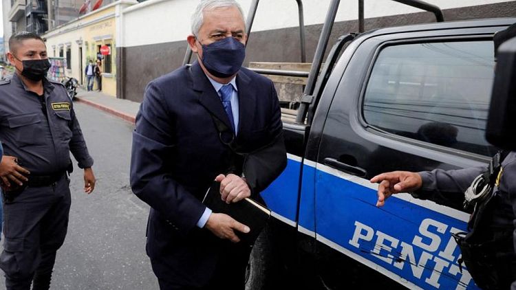 Expresidente guatemalteco Pérez es condenado 16 años de cárcel por corrupción