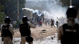 Casi un 70% de los haitianos apoya usar fuerza internacional contra bandas, según encuesta