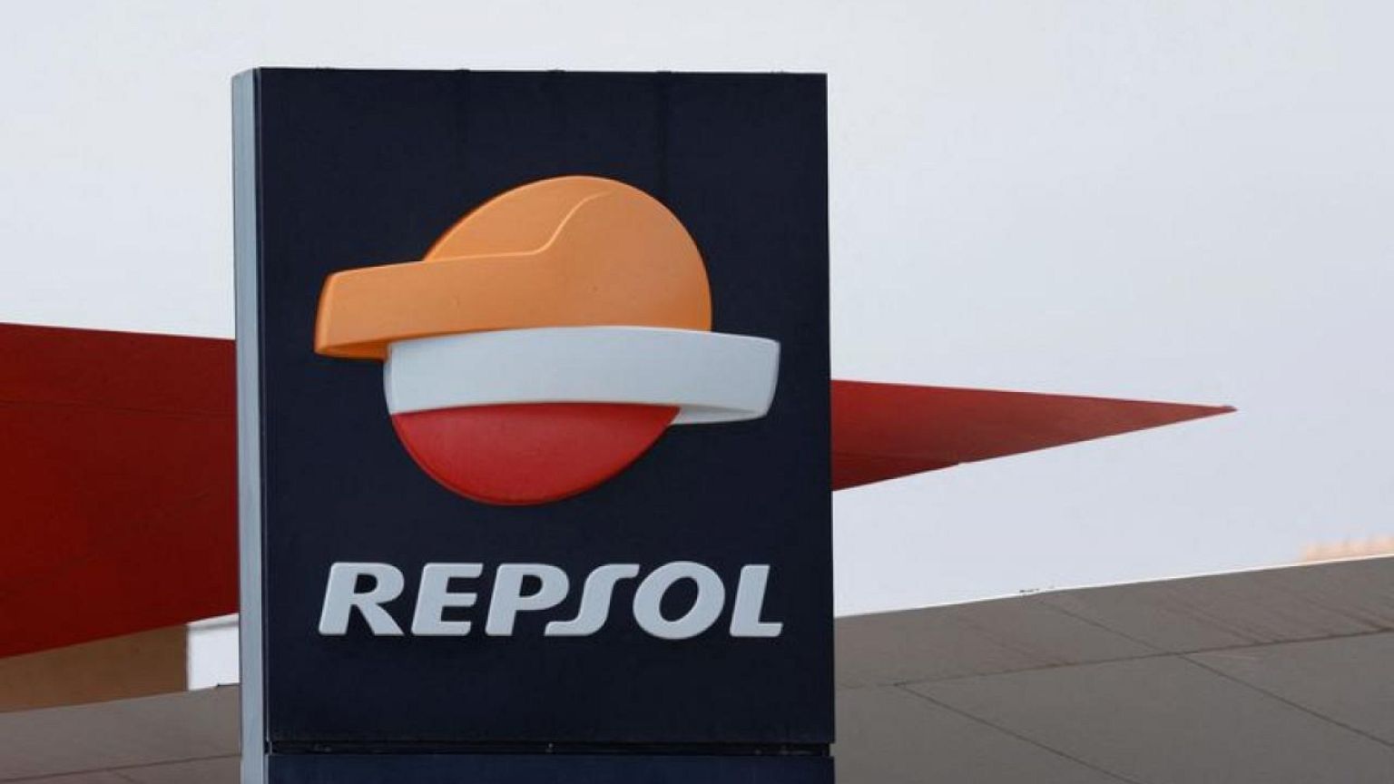 Cepsa and Repsol say fully cooperating with Spain anti-trust investigation