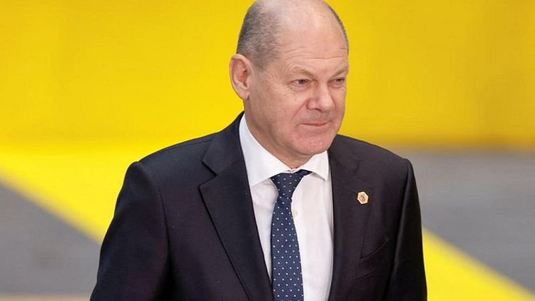 Scholz on Sovereignty Fund: Use money from existing packages first