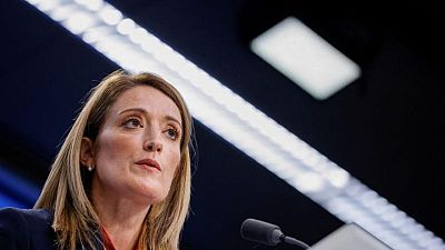 La presidenta del Parlamento Europeo promete reformas tras el escándalo de corrupción La presidenta del Parlamento Europeo promete reformas tras el escándalo de corrupción