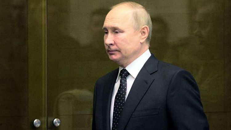 Putin due in Belarus for talks amid fears of new assault on Ukraine
