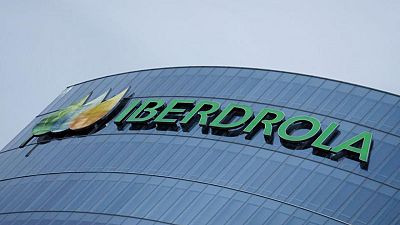 IBERDROLA-VENTA-ESPANA:Iberdrola quiere vender su cartera de activos eólicos y de gas por 700 millones de dólares -fuentes
