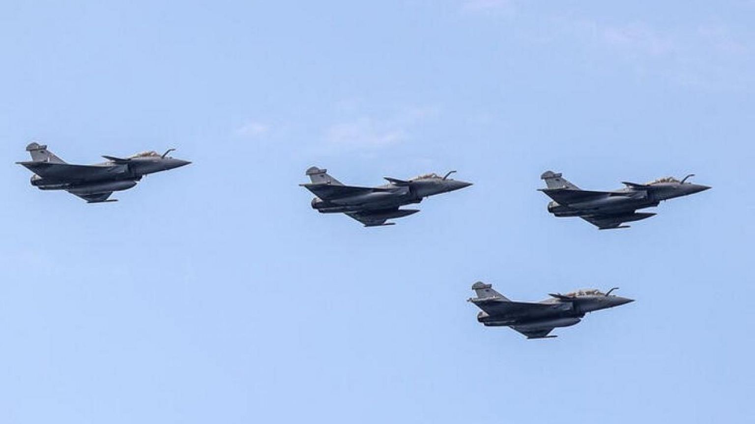Colombia preselecciona oferta de Francia para comprar 16 aviones Rafale por unos 3.145 millones de dólares