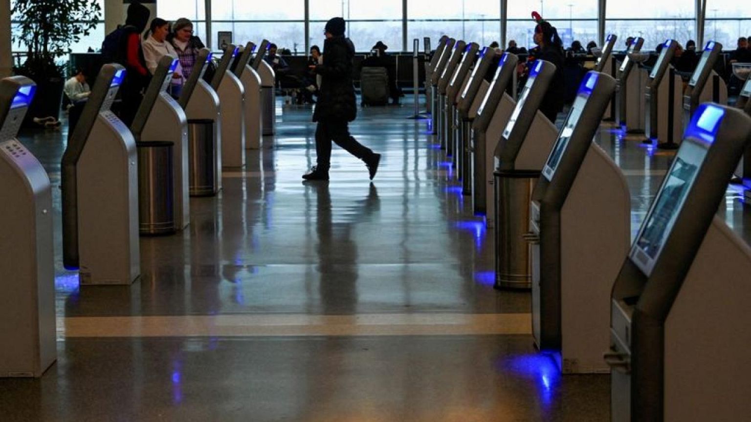 Aerolíneas cancelan 3.900 vuelos en Estados Unidos por la tormenta invernal