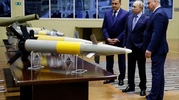 بوتين يطلب من شركات الدفاع زيادة إنتاج الأسلحة لحرب أوكرانيا