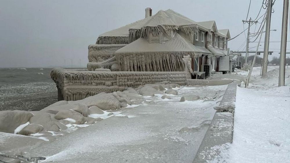 Buffalo death toll rises due to freezing weather in eastern United States