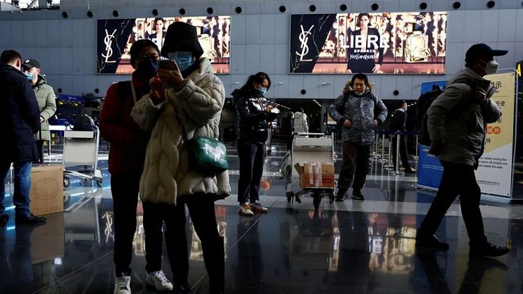 Reino Unido considerará restricciones de COVID para llegadas desde China: Telegraph