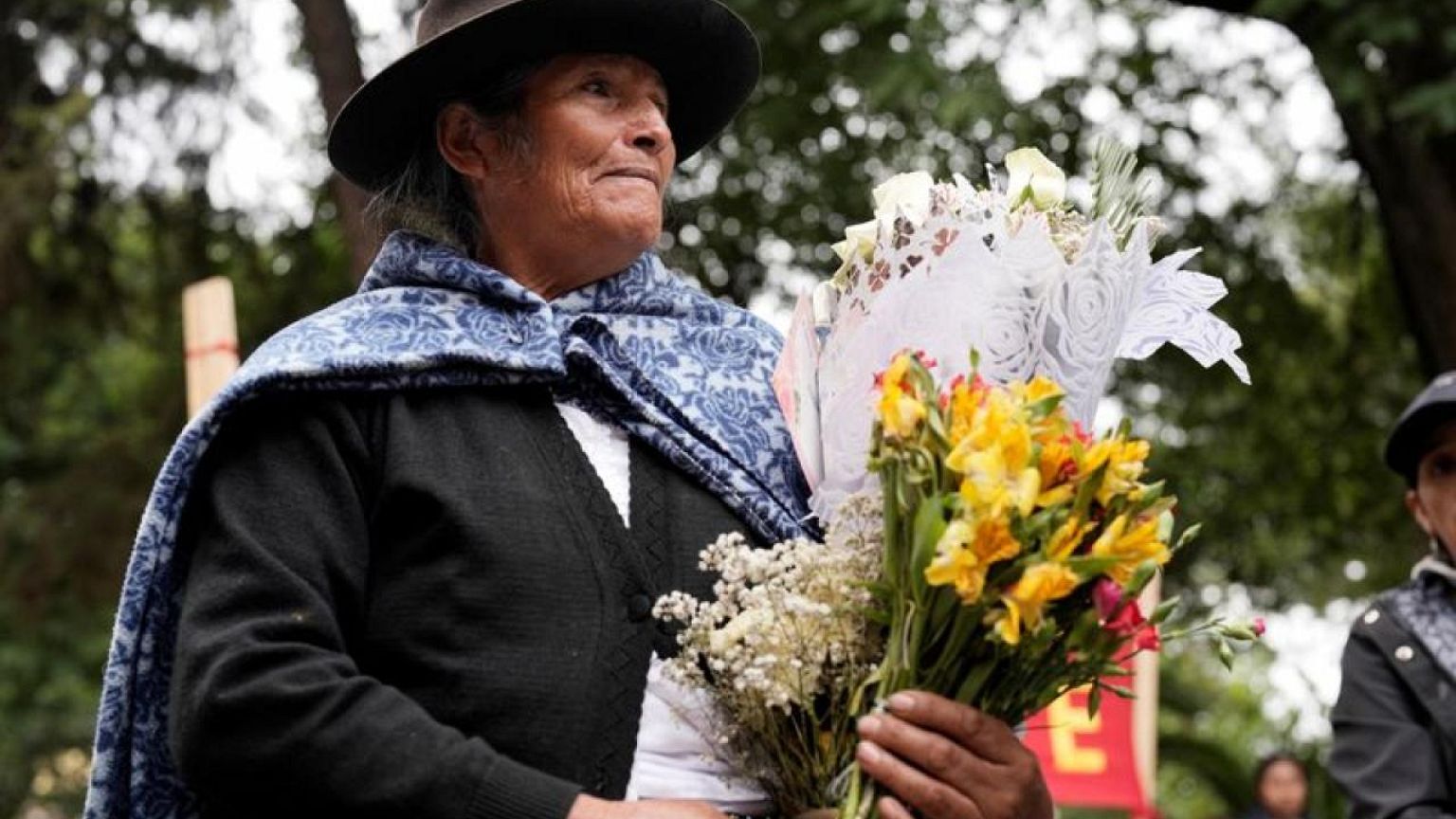 En el fuego cruzado, las muertes en protestas potencian la ira en Perú