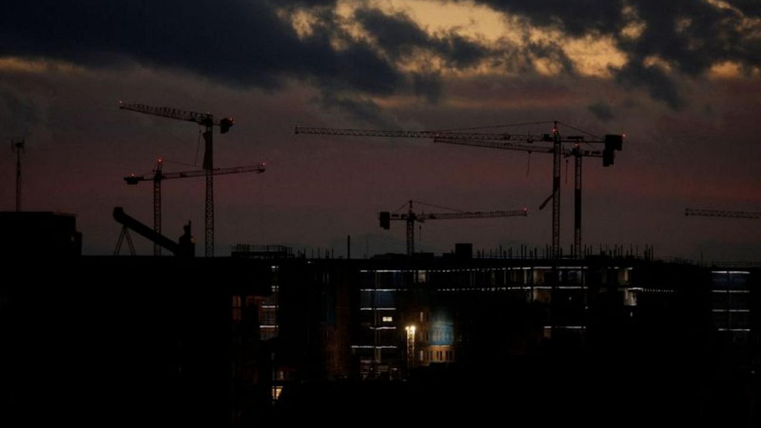 Spain announces $10.6 billion package to ease inflation pain