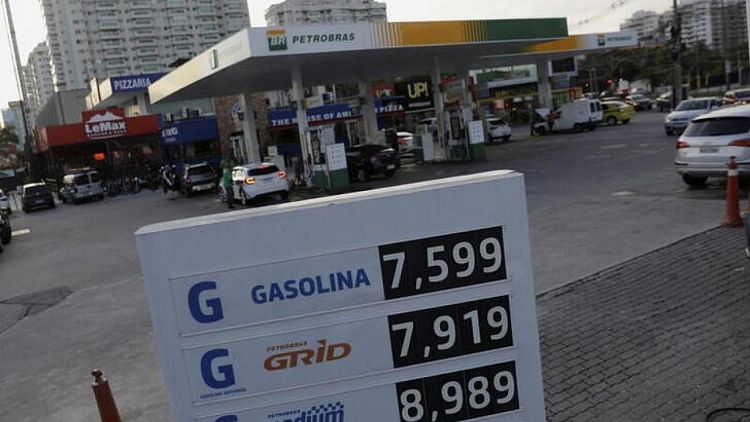 Brasil extenderá exención de impuestos federales sobre combustibles por 30 días: fuente