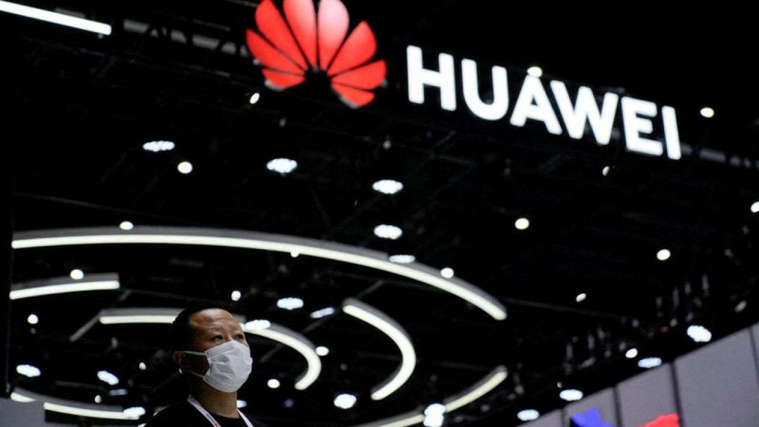 China's Huawei sees 2022 revenue of $91.5 billion, up 0.4% -report