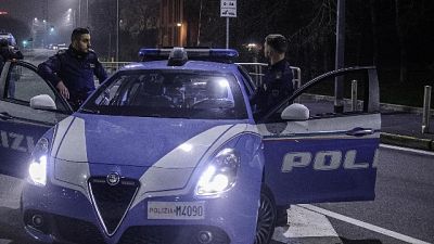 Fermato per un controllo nella notte a Milano Fermato per un controllo nella notte a Milano