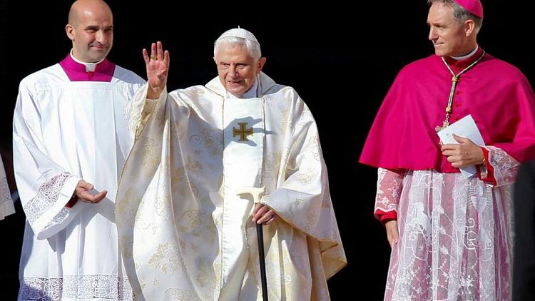 El Vaticano informa que el estado del papa emérito Benedicto XVI es estable