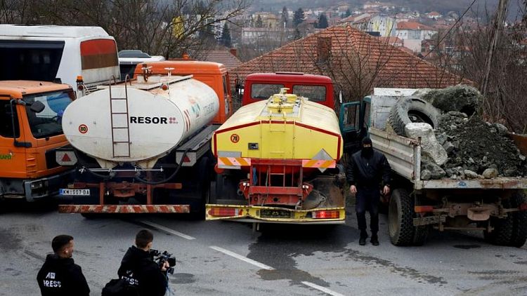 Kosovo reabre sus pasos fronterizos tras la retirada de los controles serbios