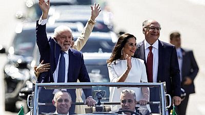Izquierdista Lula jura como presidente de Brasil en reemplazo del ultraderechista Bolsonaro