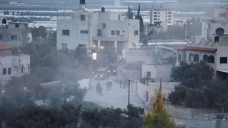 Las fuerzas israelíes matan a dos palestinos en un enfrentamiento en Cisjordania