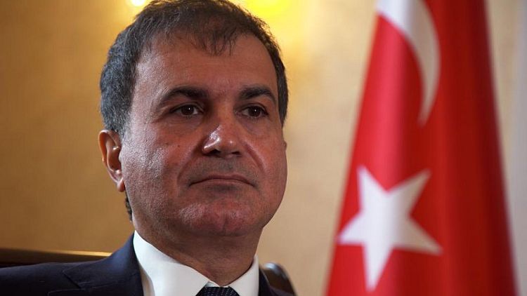 الحزب الحاكم في تركيا يفكر في تقديم موعد الانتخابات "قليلا"