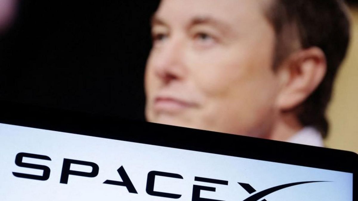 SpaceX To Raise $750 Million At $137 Billion Valuation - CNBC | Euronews