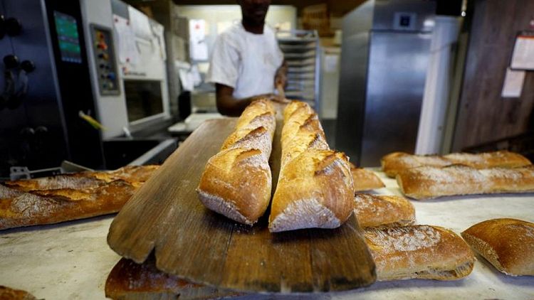 France urges energy firms to do more to help bakers cope with soaring bills