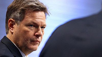 German economy minister: recession threatening Europe manageable