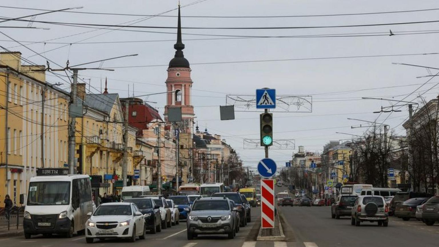 Russian car sales down 58.8% in 2022 as sanctions hit industry hard