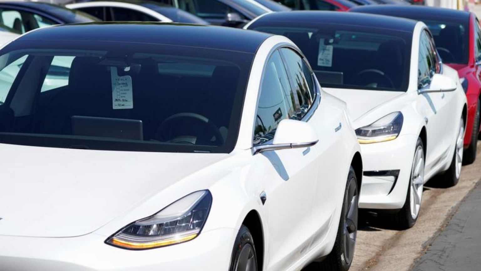 Tesla extends price cuts to U.S., Europe to drive demand