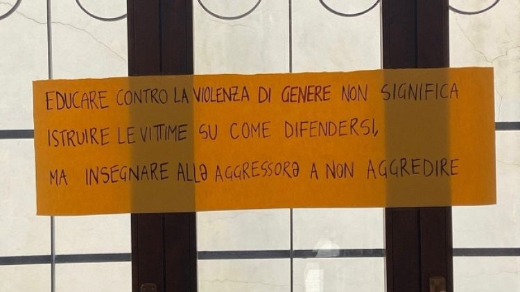 Protestano studenti dopo opuscolo del Comune Cividale del Friuli