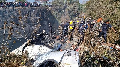 Al menos 68 muertos en el peor accidente aéreo de Nepal en 30 años