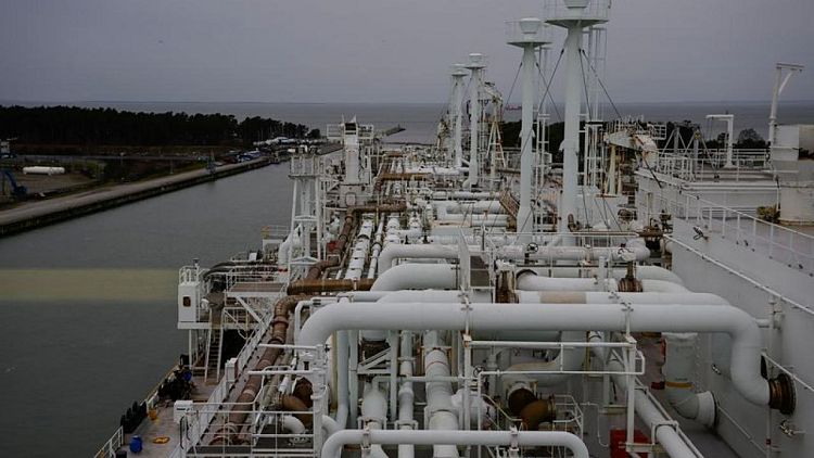 Lack of data thwarts EU's first attempt to launch LNG price assessment