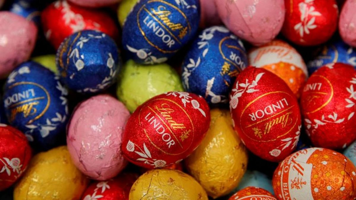 Chocolate maker Lindt & Spruengli FY sales rise 8%, backs 2023 view ...